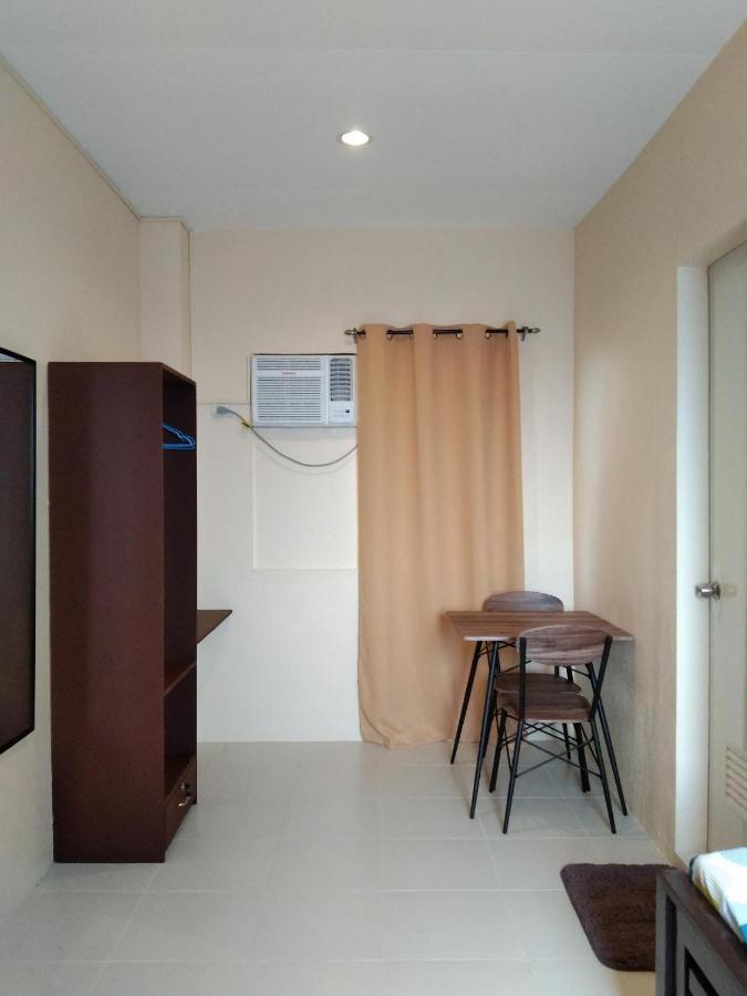 Claytown Pension House Dumaguete City Bagian luar foto