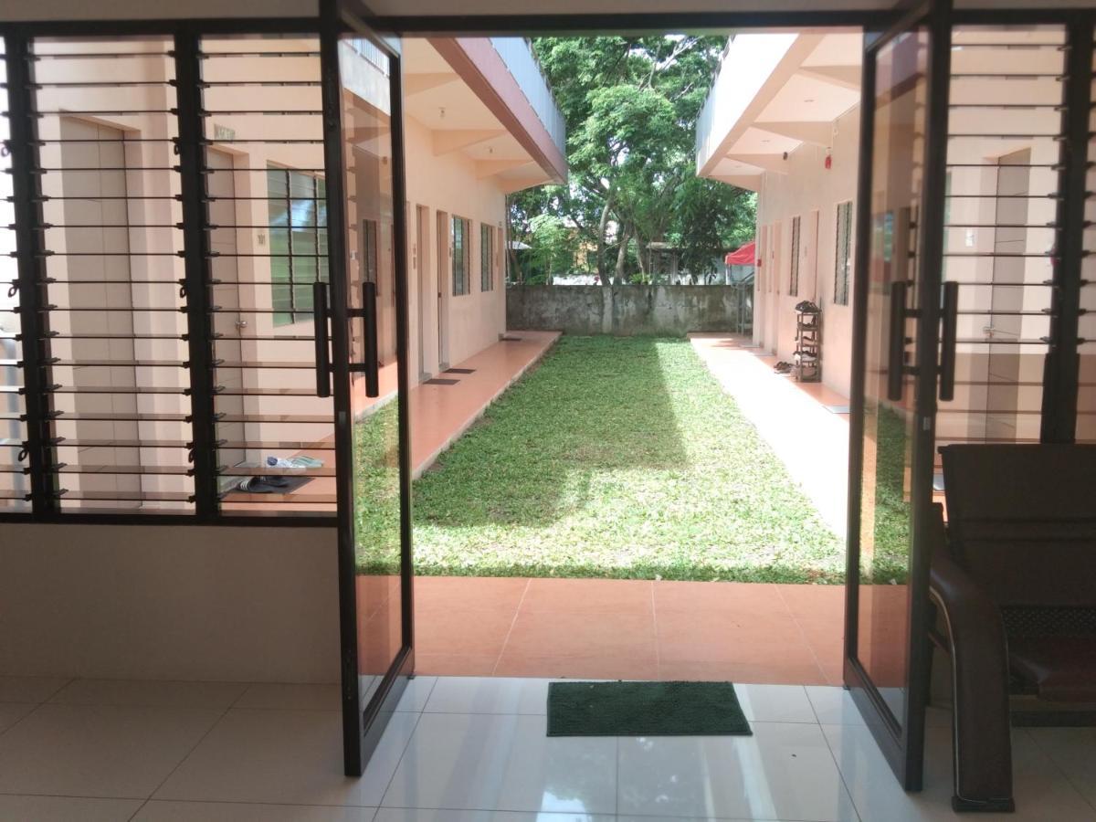 Claytown Pension House Dumaguete City Bagian luar foto