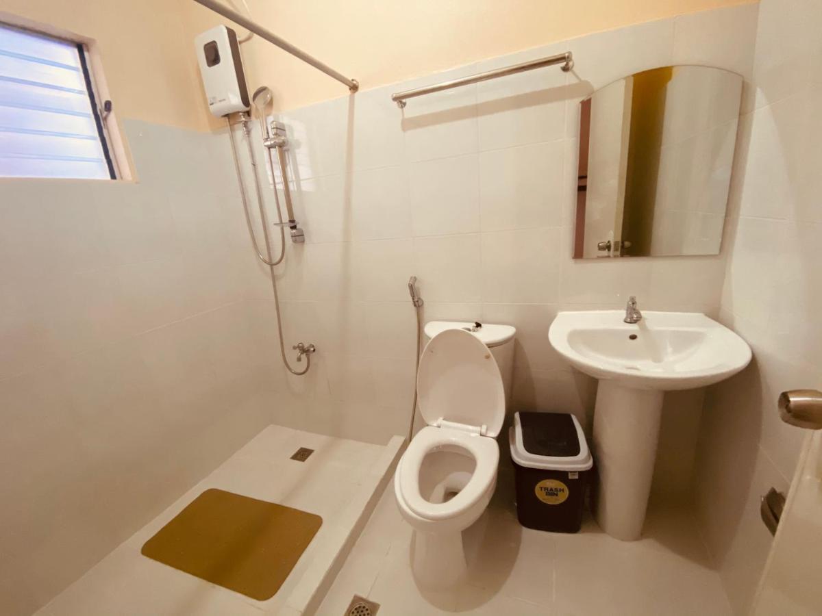 Claytown Pension House Dumaguete City Bagian luar foto