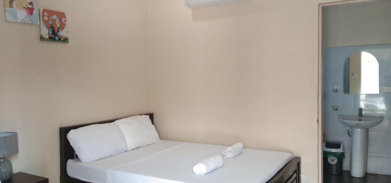 Claytown Pension House Dumaguete City Bagian luar foto