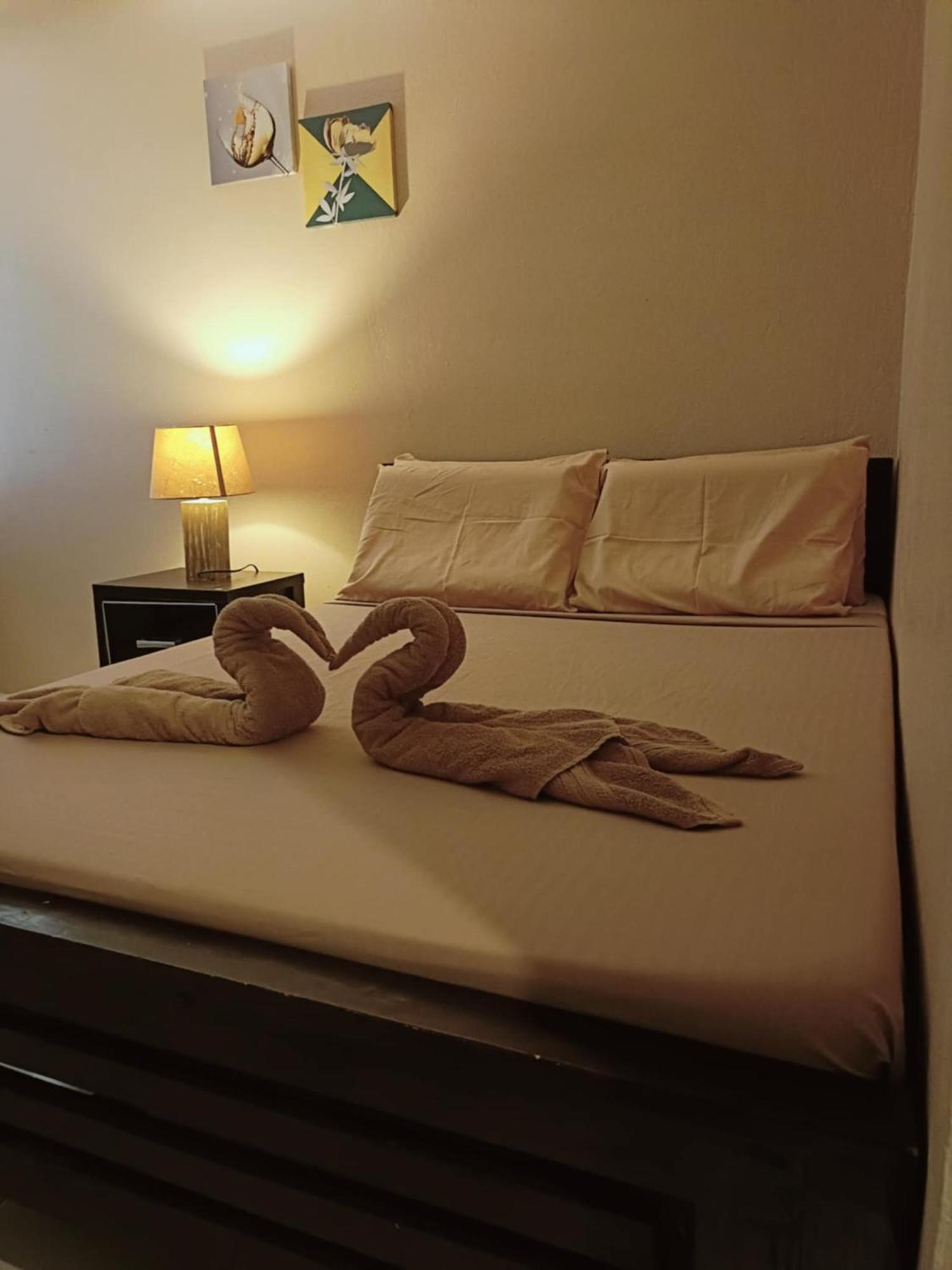 Claytown Pension House Dumaguete City Bagian luar foto