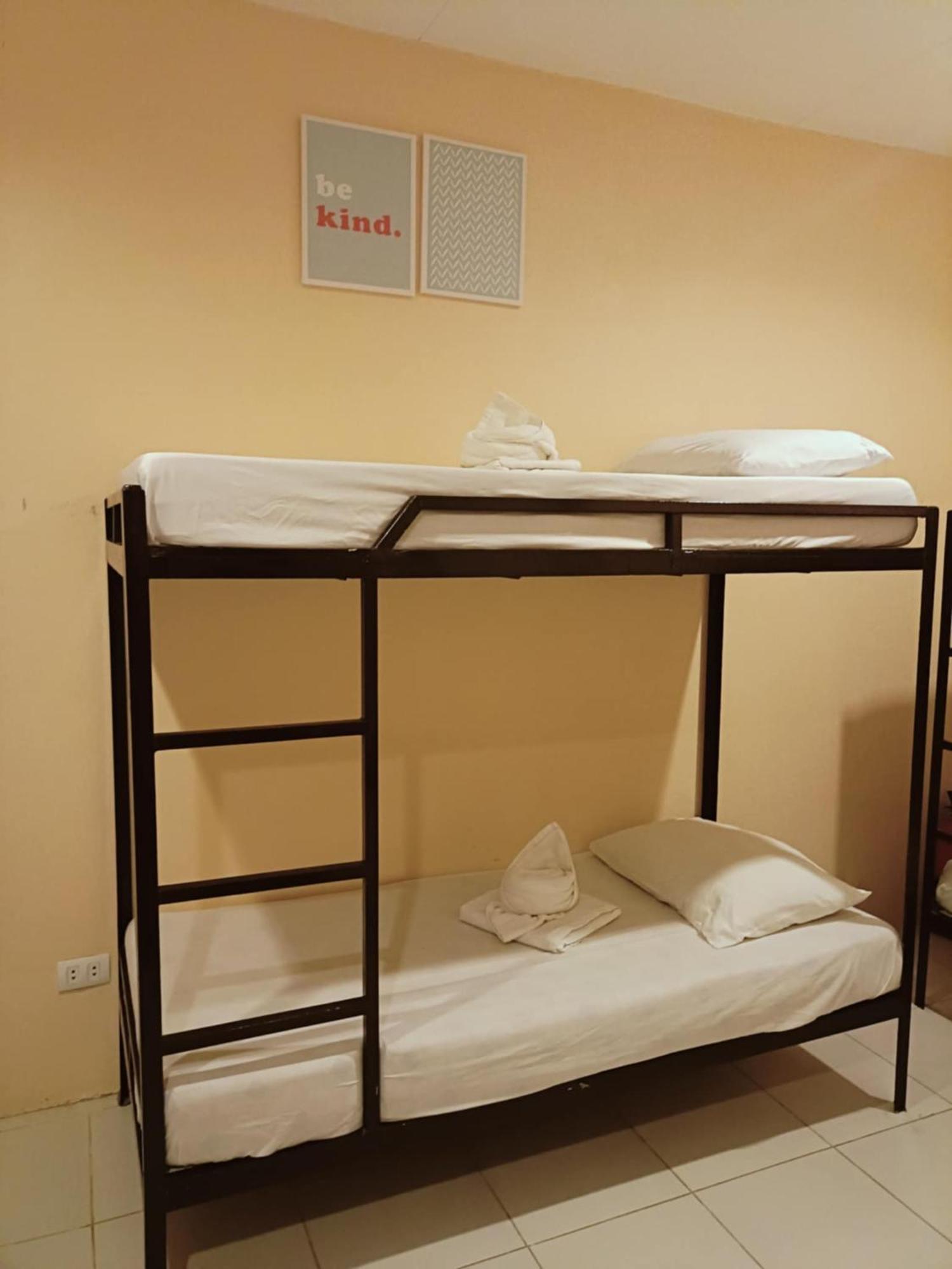 Claytown Pension House Dumaguete City Bagian luar foto