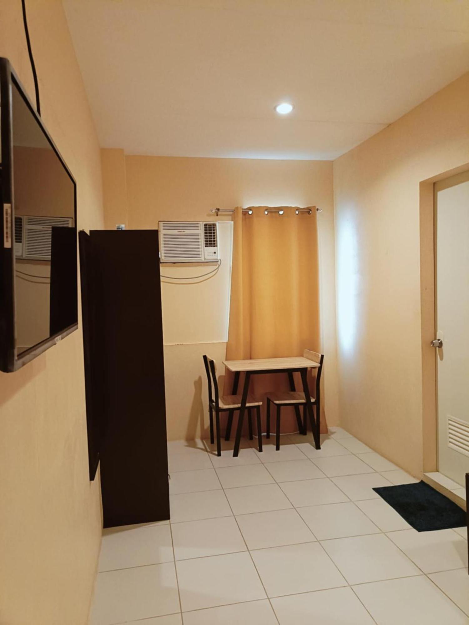 Claytown Pension House Dumaguete City Bagian luar foto